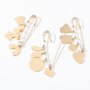 Broche à revers personnalisée <span class=keywords><strong>de</strong></span> haute qualité pour les enfants, <span class=keywords><strong>dessin</strong></span> <span class=keywords><strong>animé</strong></span>, marin, Animal, lizard, lapin, idée cadeau, 1 pièce - Product Image 3