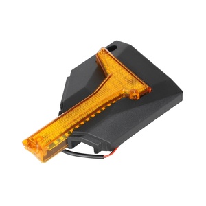 Cubierta de Esquina Trasera Derecha Original Kukirin con Luz para Patinete Eléctrico Kukirin G4 Pro/G4 Max, Accesorios de Luz de Esquina - Product Image 3