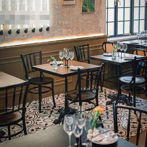 Chaise de <span class=keywords><strong>bistrot</strong></span> en bois noir de style français avec dossier en rotin empilable pour restaurant, café, bar - Product Image 1