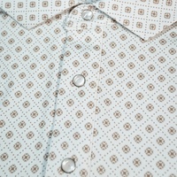 Polo de golf pour femme de qualité supérieure, entièrement imprimé, col rigide, personnalisable, avec fermeture 1/4 zip, col montant brodé et boutons pression perlés