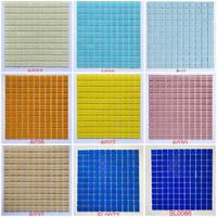 Échantillon gratuit 327x327mm 3,5mm d'épaisseur Mosaïque en verre cristal brillant Style parquet Design moderne classique Murs et sols intérieurs