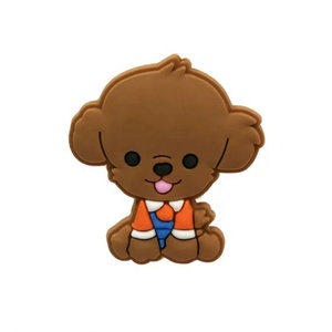 Fabriqué en usine Logo personnalisé pas cher en plastique PVC souple épinglette broche insigne cadeau - Product Image 5