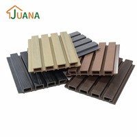 Usine de panneaux muraux extérieurs WPC professionnels, revêtement extérieur imperméable en co-extrusion avec badges CE ISO9001