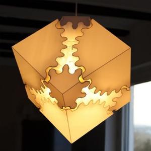 Lampe de bureau steampunk en forme de cube à engrenages rotatifs 3D avec rotation à 360°. Lampe LED industrielle tactile à intensité variable USB pour la maison, le bureau ou comme cadeau - Product Image 2