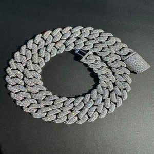 Collar de cadena cubana con diamantes de moissanita de lujo, más vendido, para hombres y mujeres, joyería de moda hip hop disponible a precio de exportación. - Product Image 2