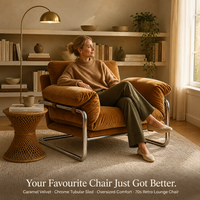 Fauteuil lounge individuel en velours d'inspiration Bauhaus du milieu du siècle ; Fauteuil club minimaliste italien légèrement luxueux avec accoudoirs en métal