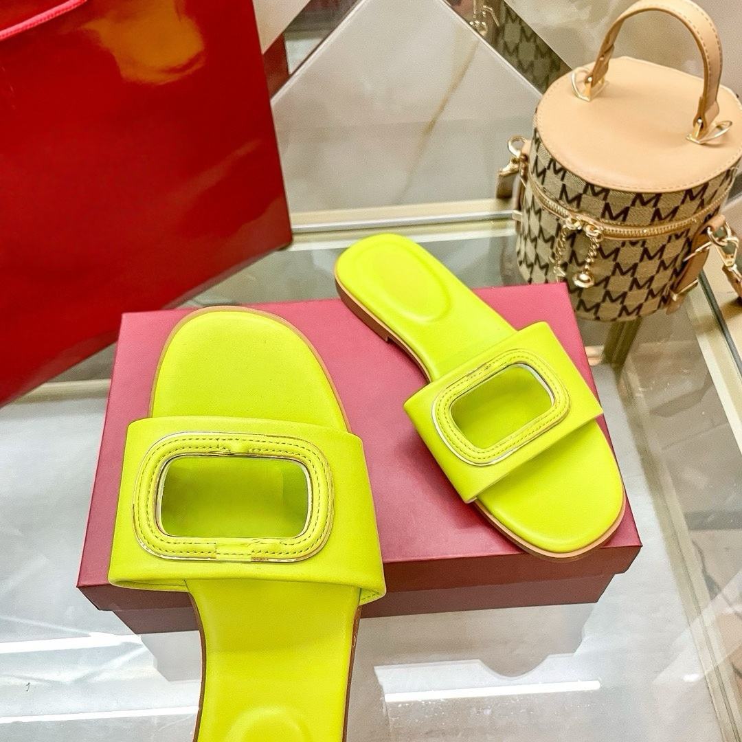 สีเหลือง