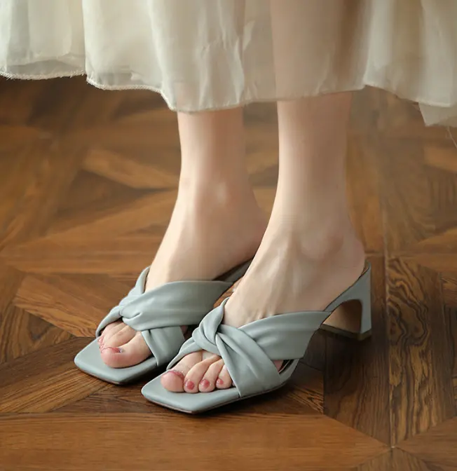 Cy11032a — sandales d'été pour femmes, nouveau modèle de pantoufles à talons hauts,