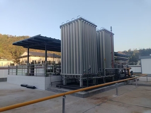 Vaporisateur d'<span class=keywords><strong>air</strong></span> ambiant pour gaz <span class=keywords><strong>liquide</strong></span> cryogénique en aluminium de haute qualité 350 Nm³/h, à haute efficacité d'échange thermique - Product Image 4