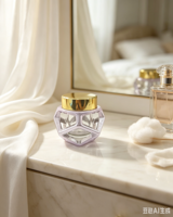 Pot cosmétique de luxe en verre à cadre creux avec couvercle doré pour crème visage – Contenant vide pour soins de la peau