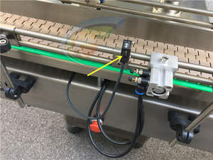 Compteur électronique de remplissage et de conditionnement entièrement automatique à 12 canaux, haute précision, avec roulements renforcés, 15000 pièces/h, 220V/110V - Product Image 3