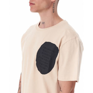 Camiseta Extra Grande para Hombre de Alta Calidad OEM, Suave y Transpirable, de Algodón, Estampada con Patrón Sólido y Logotipo Personalizado, Venta al Por Mayor - Product Image 3