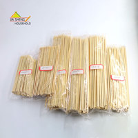 Vente en gros emballage personnalisé bâton de bambou biodégradable écologique brochettes de barbecue jetables de qualité alimentaire pratiques et portables