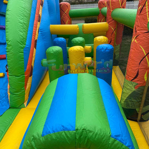 Castillo Inflable Gigante para Exteriores con Tobogán, Área de Juegos Inflable Safari, con Capacidad para 500 kg y Diseño Portátil - Product Image 5