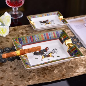 Оптовая продажа, европейская роскошная керамическая пепельница для сигар, большая и Персонализированная Квадратная Пепельница для домашней гостиной, декора отеля - Product Image 3