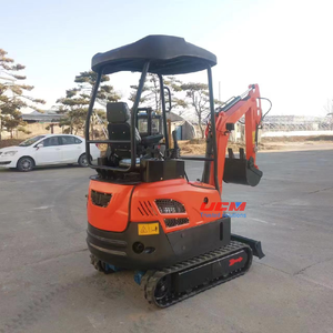 Miniexcavadora de 1.8 Toneladas de Marca China con Giro Cero y Accesorio de Martillo Rompedor para Jardín, Granja y Construcción - Product Image 6