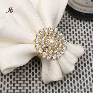 Round Crystal Napkin Ring Gold Flower Hotel Dining-table Decoration Napkin Ring Model Room Diamond Napkin Holder Ring Wholesale - Product Image 3