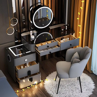Table de maquillage pliable intelligente de luxe moderne avec miroir en verre à lumière LED et tiroirs de rangement pour chambre d'hôtel