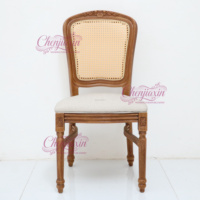Chaise Louis en résine vintage tendance 2026 pour hôtels et événements, fauteuil de réception facile à assembler, chaise Louis en plastique pour extérieur et mariages