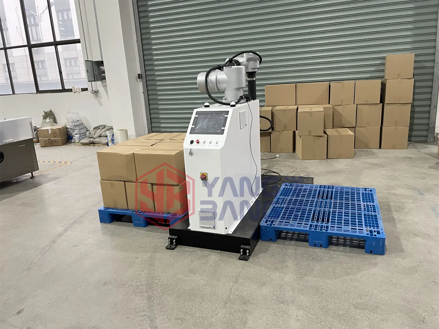 YB-MD16 מחיר מפעל באיכות גבוהה משטח קרטון למפעל ייצור רובוט מכונת משטחים קובוט