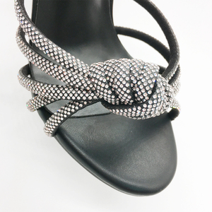 Nouvelles pantoufles à talons hauts pour femmes européennes et américaines 2024, design à lacets et strass, avec caractéristiques respirantes et plates, pour les soirées d'automne - Product Image 6