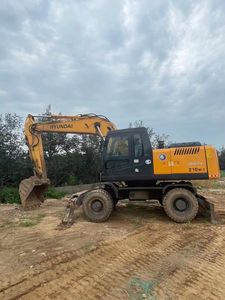 Excavadora de ruedas diésel hidráulica HYUNDAI 210W-7 usada Original superventas con fuerte capacidad de trabajo precio competitivo - Product Image 2