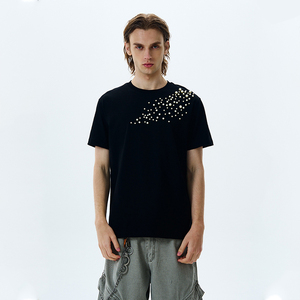 T-shirt pour homme en coton 100% de qualité supérieure, vente en gros, poids lourd 200g, col rond, perles de perles personnalisées, coupe ajustée, respirant - Product Image 1