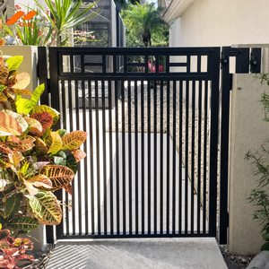 Barrière de piscine conforme CE en aluminium résistant aux UV, sécurité enfant, pour projets de piscines et aménagements paysagers - Product Image 4