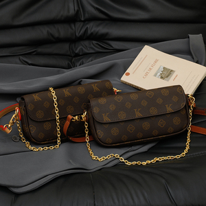 กระเป๋าถือสุภาพสตรีระดับไฮเอนด์ยอดนิยม - กระเป๋าสะพายทรงสี่เหลี่ยมพร้อมสายโซ่ลายตัวอักษรเก๋ไก๋ รุ่น 1005 - Product Image 6