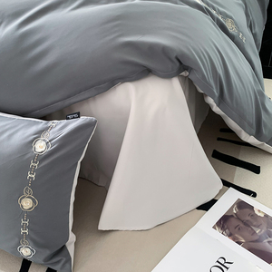 Tùy Chỉnh Bộ Đồ Giường Tấm Ánh Sáng Sang Trọng Thêu Bốn Mảnh Thiết Lập - Product Image 5