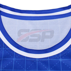 Venta al por mayor de camisetas de equipos de uniformes de baloncesto para jóvenes con diseño de sublimación pantalones cortos con logotipo impreso hechos en Pakistán - Product Image 4