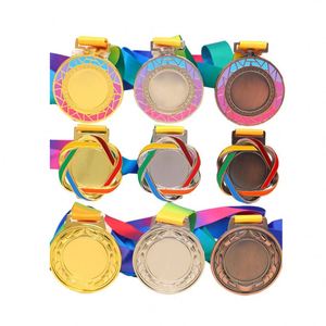 Venta al por mayor barato diseña tu propia aleación de zinc en blanco 3D oro Premio maratón correr metal personalizado deporte medalla - Product Image 1