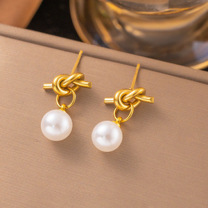 Pendientes de Aniversario de Estilo Francés INS con Perlas Grises de Cristal Simuladas y Cuerda Anudada en Forma de Gota, Chapados al Vacío en Acero Inoxidable 18K - Product Image 2