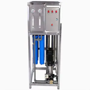 Sistema di osmosi inversa dell'impianto idrico di alkline minerale commerciale completamente automatico 750lph con piccolo prefiltro