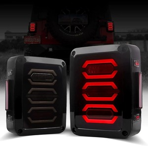 Feux arrière LED LLOYDBERG 12V pour Wrangler <span class=keywords><strong>JK</strong></span> 2007-2017 rouge <span class=keywords><strong>ABS</strong></span> neuf - Product Image 6