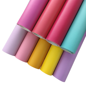 2026 – Divers choix de tissu en cuir synthétique gaufré couleur pastel uni pour la confection de gants décoratifs, de meubles et de canapés - Product Image 1