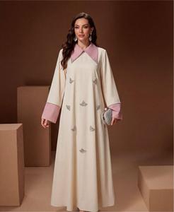 Abaya personnalisée Leduo, nouveau style 2026, décorée de perles, pour femmes musulmanes, col contrasté rose, pour toutes les occasions - Product Image 1