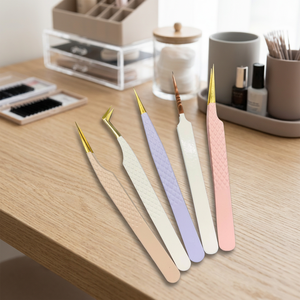 Pince à épiler pour extensions de cils en acier inoxydable, pointue, lisse, anti-magnétique, de précision, conçue par des experts, personnalisable - Product Image 2