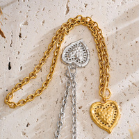 Collier XY 5834 avec fermoir vintage massif en forme de T, plaqué or, pendentif cœur martelé en acier inoxydable