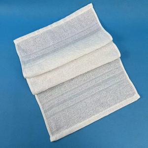 Asciugamano Viso <span class=keywords><strong>Monouso</strong></span> in Cotone Tessuto Altamente Assorbente <span class=keywords><strong>per</strong></span> Palestra, Sport, <span class=keywords><strong>Ospedale</strong></span>, Salone di Bellezza, Spa - Product Image 3