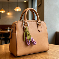 Porte-clés pendentif lavande violette pour femme, breloque de sac en cuir PU, décorations pour fille, ornements clochette cœur, cadeaux de mariage, fleurs de lavande
