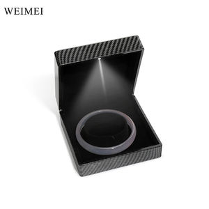 WeiMei caja de collar de luz caja de embalaje de joyería LED acabado brillante cajas de joyería de plástico sólido caja de joyería led - Product Image 5