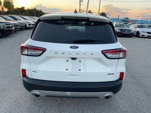 รถยนต์มือสอง Ford Escape Hybrid FWD ปี 2020 รุ่น SE 4 ประตู SUV เกียร์อัตโนมัติ พวงมาลัยซ้าย ภายในหนังสีเข้ม พร้อมระบบ ACC  สวยงาม ขายดี - Product Image 2