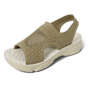 Sandales à semelles souples avec strass, tendance, pour la plage et les vacances - Product Image 1