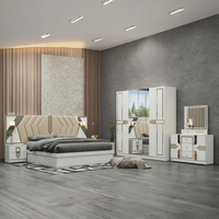 Ensemble de meubles de chambre à coucher en bois de luxe pour villa, bureau à domicile, lit moderne Queen, Full, King Size avec rangement, éclairage intégré, finition beige brillant