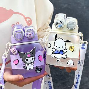 Botella de agua Kulomi Tritan de 500 ml con diseño de dibujos animados y correa cruzada para niños y estudiantes, botella deportiva portátil. - Product Image 3