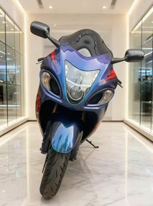Suzuki <span class=keywords><strong>Hayabusa</strong></span> 1340cc Hyperbike - Moto de performance emblématique à quatre cylindres en ligne refroidie par liquide - Product Image 3