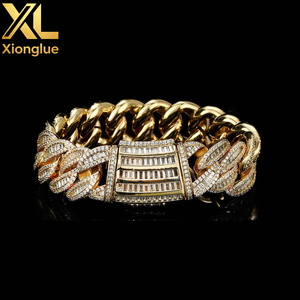 Hip Hop Iced Diamond Chunky Bracelet 18K Gold Plated Cuban Chain Women&<b>Men</b> Iced Out Bracelet - Product Image 1