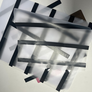 Film magnétique pour plastification à froid, facile à appliquer, sans bulles, inscriptible, pour cartes de membre, prépayées, de fidélité et de bons cadeaux - Product Image 1