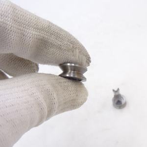 V624ZZ 미니어처 <span class=keywords><strong>V</strong></span> 그루브 가이드 베어링 크기 4x13x6mm - Product Image 1